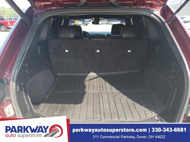 Used 2020 Jeep Grand Cherokee Limited w/ Premium Lighting Group AWD/4WD image 7