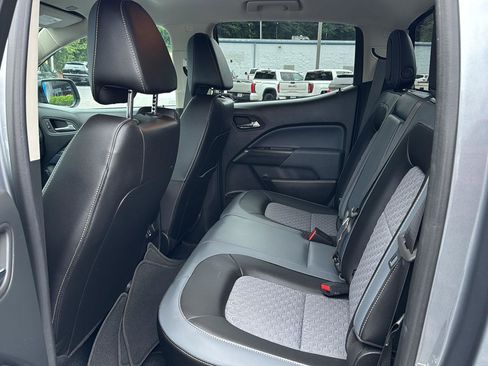 Used 2022 Chevrolet Colorado Z71 image 14