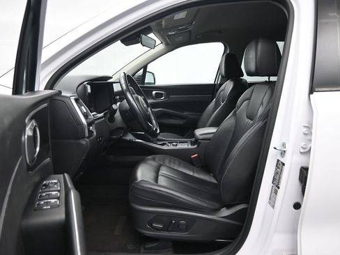 Used 2022 Kia Sorento S FWD image 23