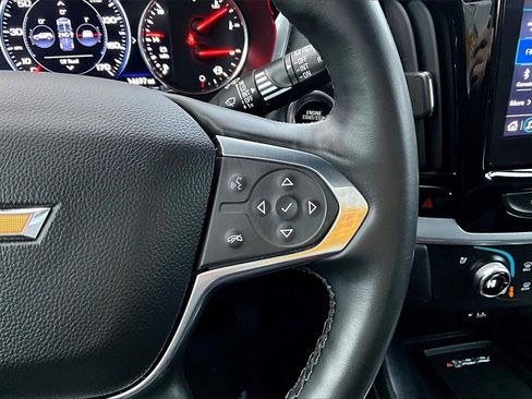 Used 2023 Chevrolet Traverse High Country image 19