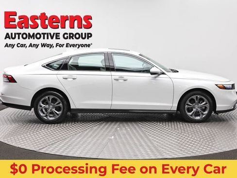 Used 2024 Honda Accord EX image 4