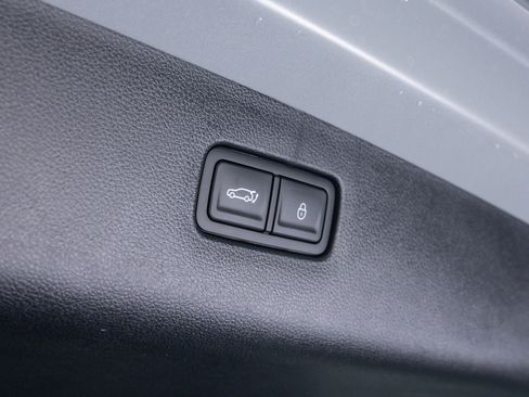 New 2026 Genesis GV80 2.5T Advanced image 9