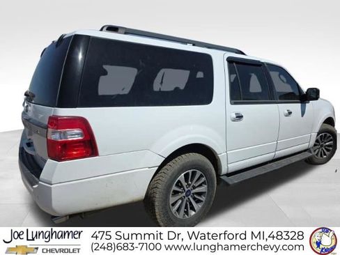 Used 2017 Ford Expedition EL XLT w/ Equipment Group 202A AWD/4WD image 8