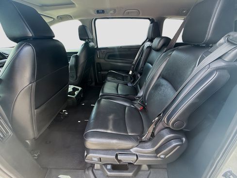 Used 2023 Honda Odyssey EX-L image 23