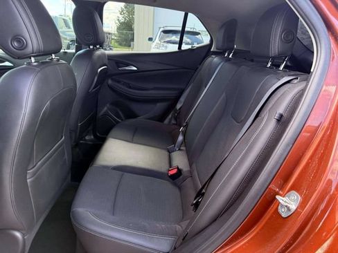 Used 2020 Buick Encore GX Preferred w/ Cold Weather Comfort Package AWD/4WD image 12