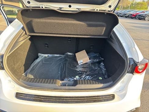 New 2026 MAZDA MAZDA3 2.5 S Hatchback w/ Premium Pkg image 52