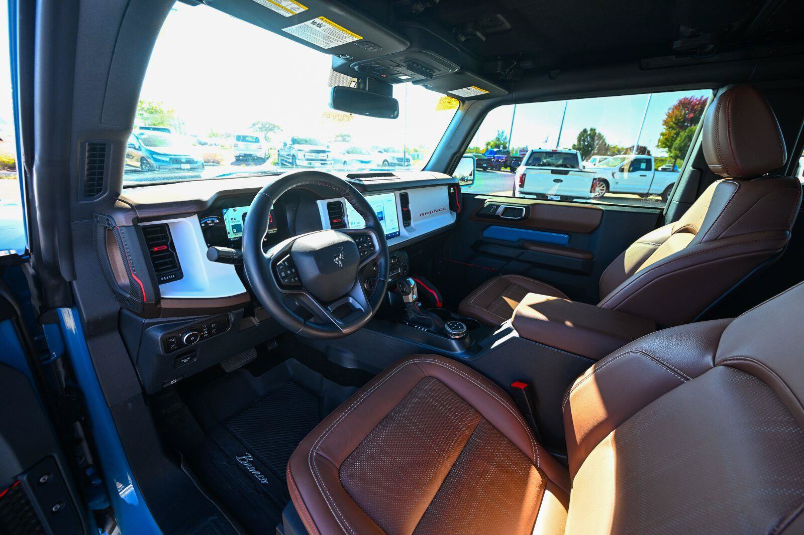 Used 2024 Ford Bronco Heritage Edition AWD/4WD image 17