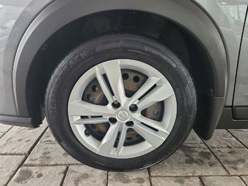 Certified 2024 Nissan Kicks S FWD image 29