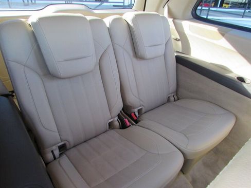 Used 2014 Mercedes-Benz GL 450 4MATIC image 27