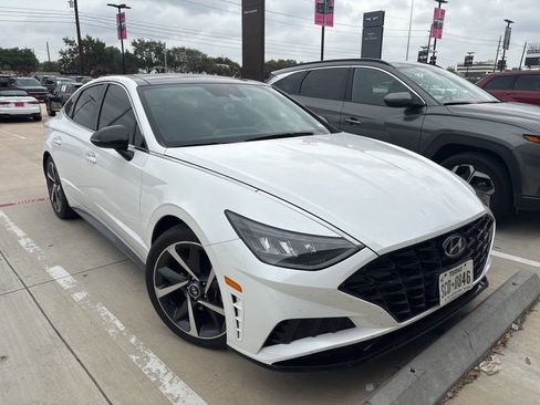 Used 2022 Hyundai Sonata SEL Plus FWD image 3