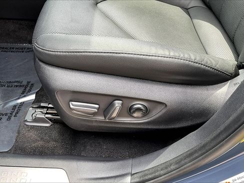 Used 2024 Toyota Grand Highlander AWD Hybrid image 41