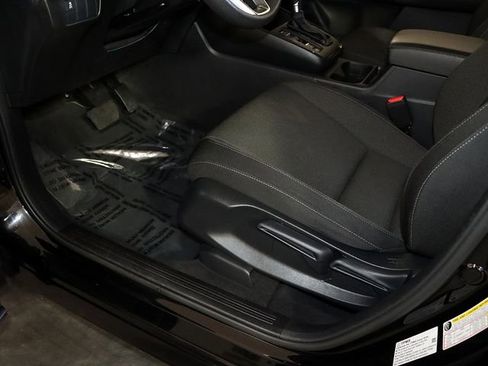 Used 2024 Honda CR-V LX image 24