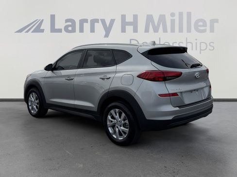 Used 2021 Hyundai Tucson Value w/ Cargo Package FWD image 3