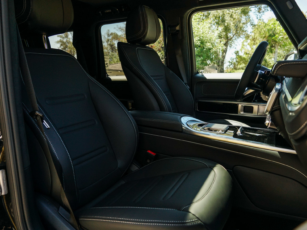 New 2027 Mercedes-Benz G 580 e image 22