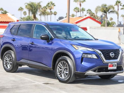 Used 2023 Nissan Rogue S FWD image 4