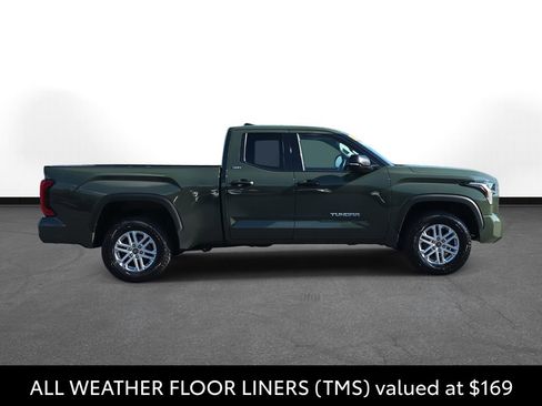 Used 2022 Toyota Tundra SR5 w/ SR5 Convenience Package image 4