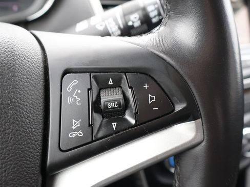 Used 2019 Chevrolet Trax LT w/ Driver Confidence Package FWD image 19
