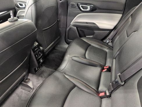 Used 2023 Jeep Compass Limited w/ Sun and Sound Group AWD/4WD image 26