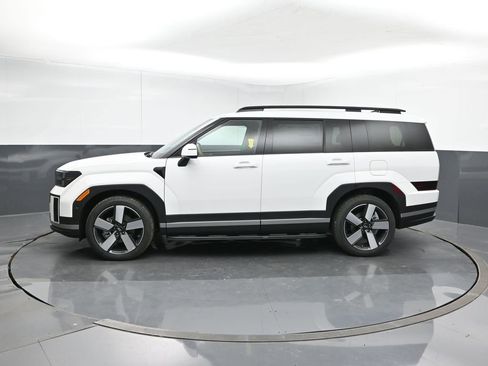 New 2026 Hyundai Santa Fe Limited FWD image 2