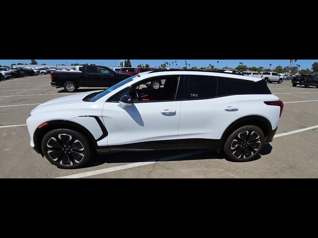 Used 2024 Chevrolet Blazer EV RS AWD/4WD image 8