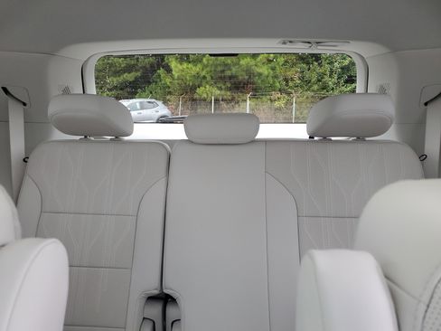 New 2026 Buick Enclave Avenir w/ Super Cruise Package image 10