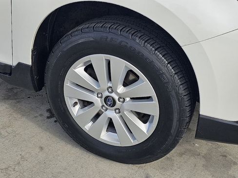 Used 2019 Subaru Outback 2.5i image 8