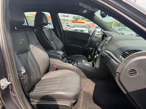 Used 2015 Chrysler 300 S AWD/4WD image 22