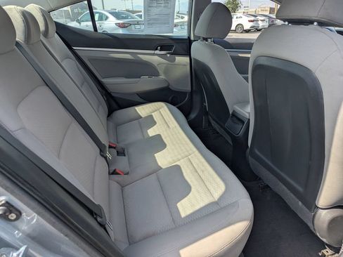 Used 2019 Hyundai Elantra Value Edition FWD image 32