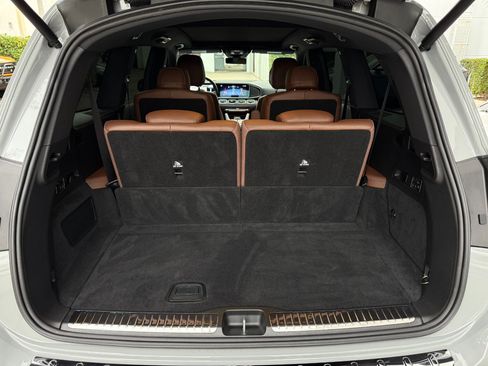 Used 2025 Mercedes-Benz GLS 580 GLS 580 image 31