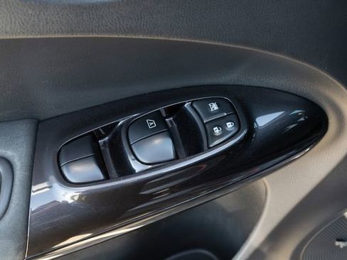 Used 2015 Nissan Juke NISMO image 15