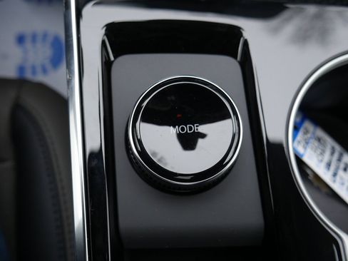 New 2026 Chevrolet Equinox LT w/ Convenience Package II image 19