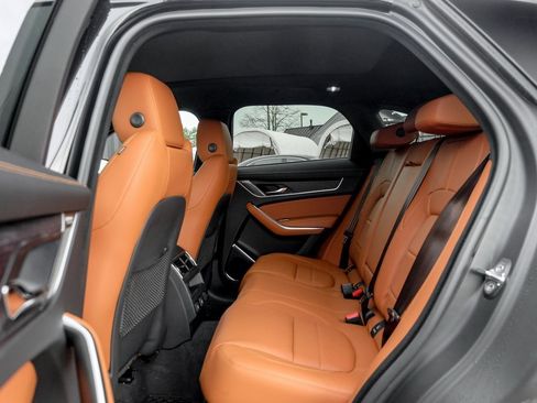 New 2026 Jaguar F-PACE R-Dynamic S image 16