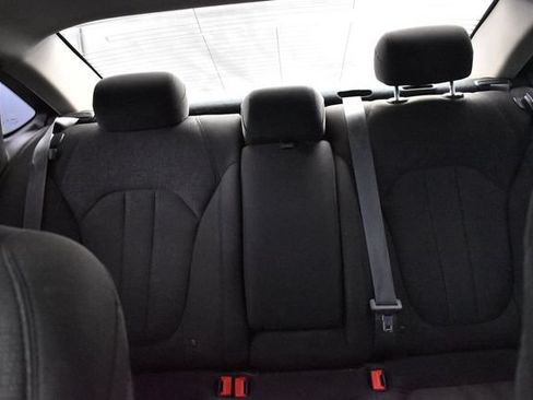 Used 2015 Chrysler 200 Limited FWD image 14