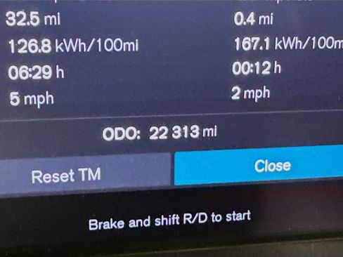 Used 2022 Volvo XC40 P8 Recharge Plus image 19