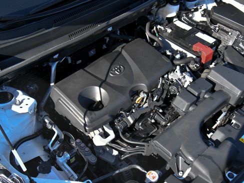 Used 2024 Toyota RAV4 XLE image 45