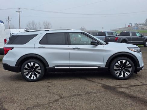 New 2026 Ford Explorer Platinum w/ LUX Leather Package image 31