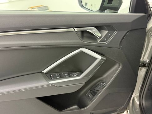 New 2025 Audi Q3 2.0T Premium image 13