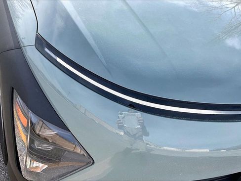 Used 2025 Hyundai Kona SE image 29