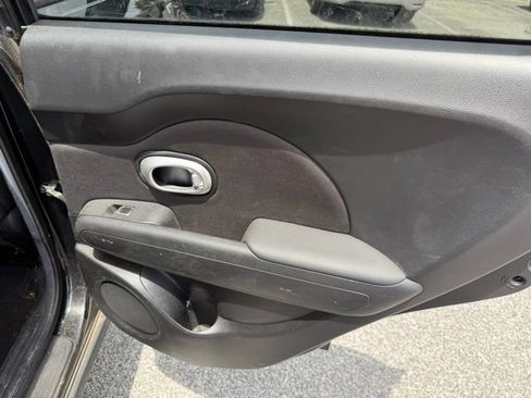 Used 2019 Kia Soul FWD image 20