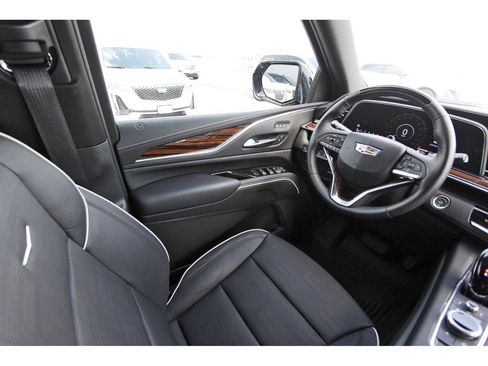 Certified 2024 Cadillac Escalade ESV Premium Luxury w/ LPO, Floor Liner Package image 8