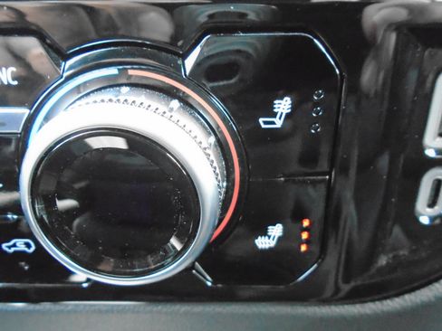 Certified 2024 GMC Sierra 2500 SLE image 67