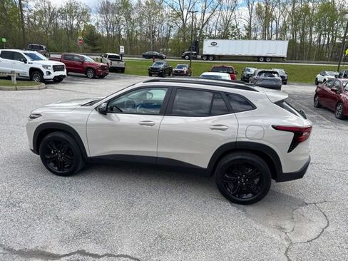 New 2026 Chevrolet Trax ACTIV FWD image 19