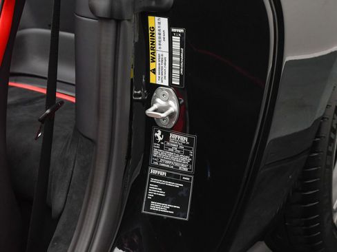 Certified 2025 Ferrari Roma Spider image 68