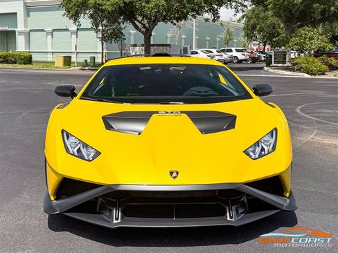 Used 2022 Lamborghini Huracan STO RWD image 7