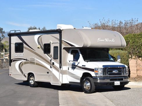 Used 2014 Ford E-350 and Econoline 350 Super Duty Wagon w/ Motorhome Prep Package image 23