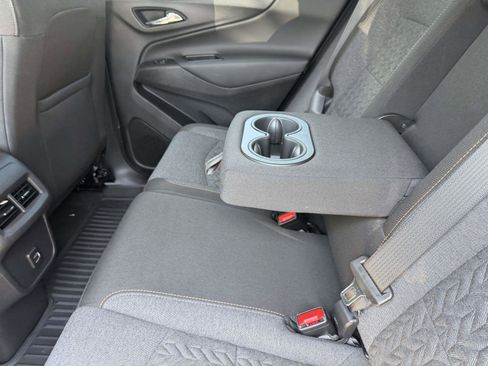 Used 2024 Chevrolet Equinox LT AWD/4WD image 15