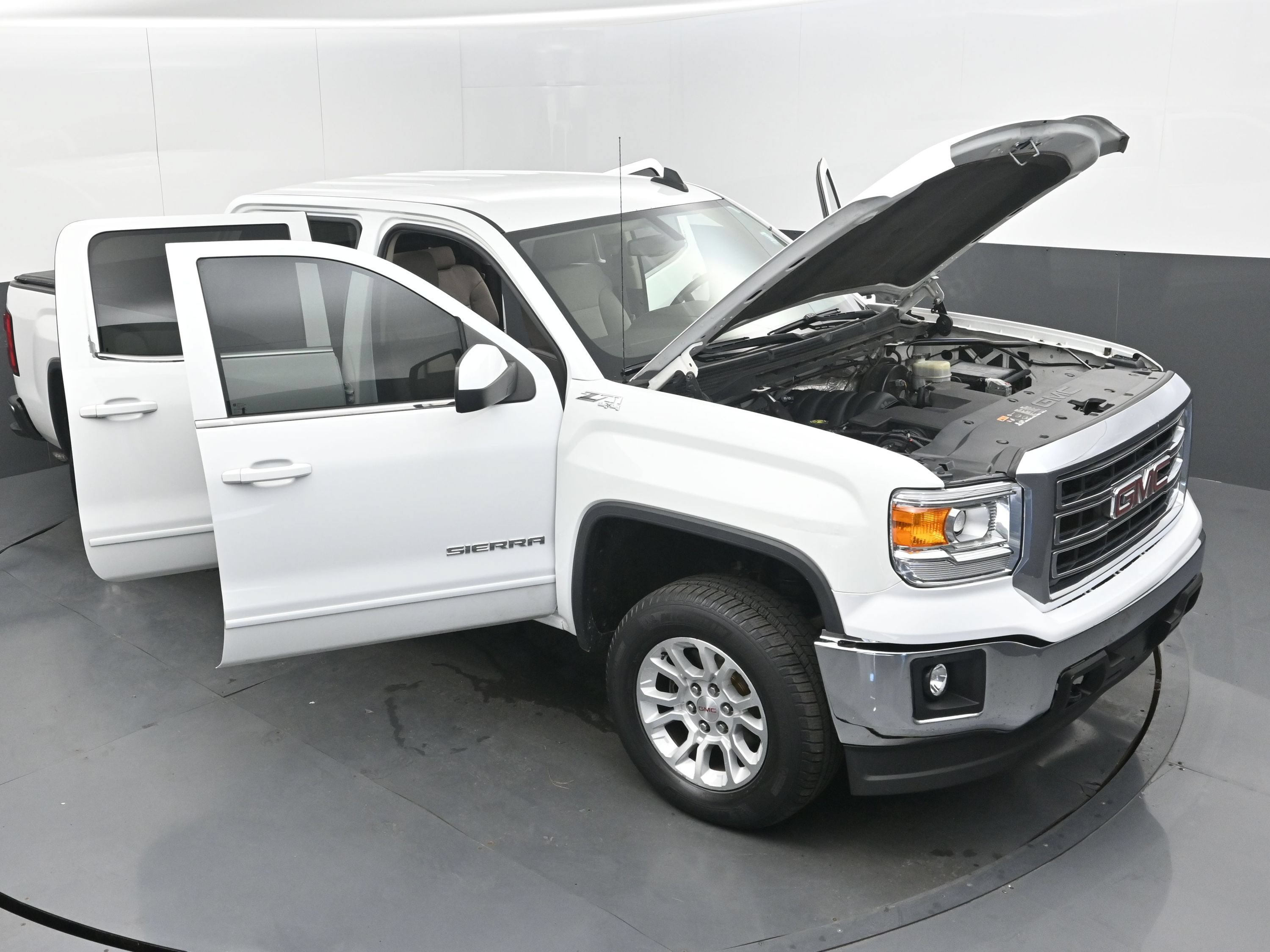 Used 2015 GMC Sierra 1500 SLE w/ SLE Value Package AWD/4WD image 38