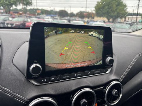 Used 2025 Nissan Sentra SV FWD image 20