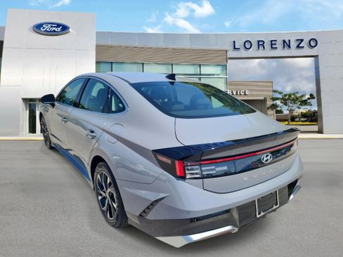 Used 2025 Hyundai Sonata SEL FWD image 7