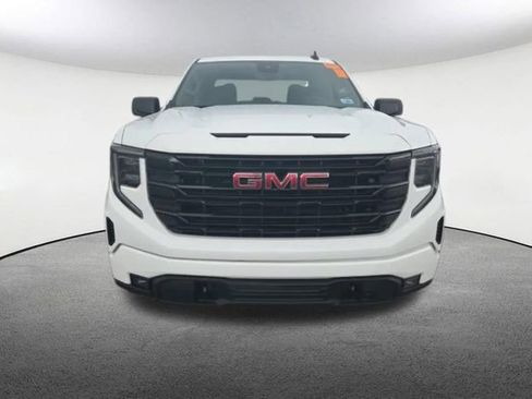 Used 2023 GMC Sierra 1500 Elevation w/ X31 Off-Road Package AWD/4WD image 2